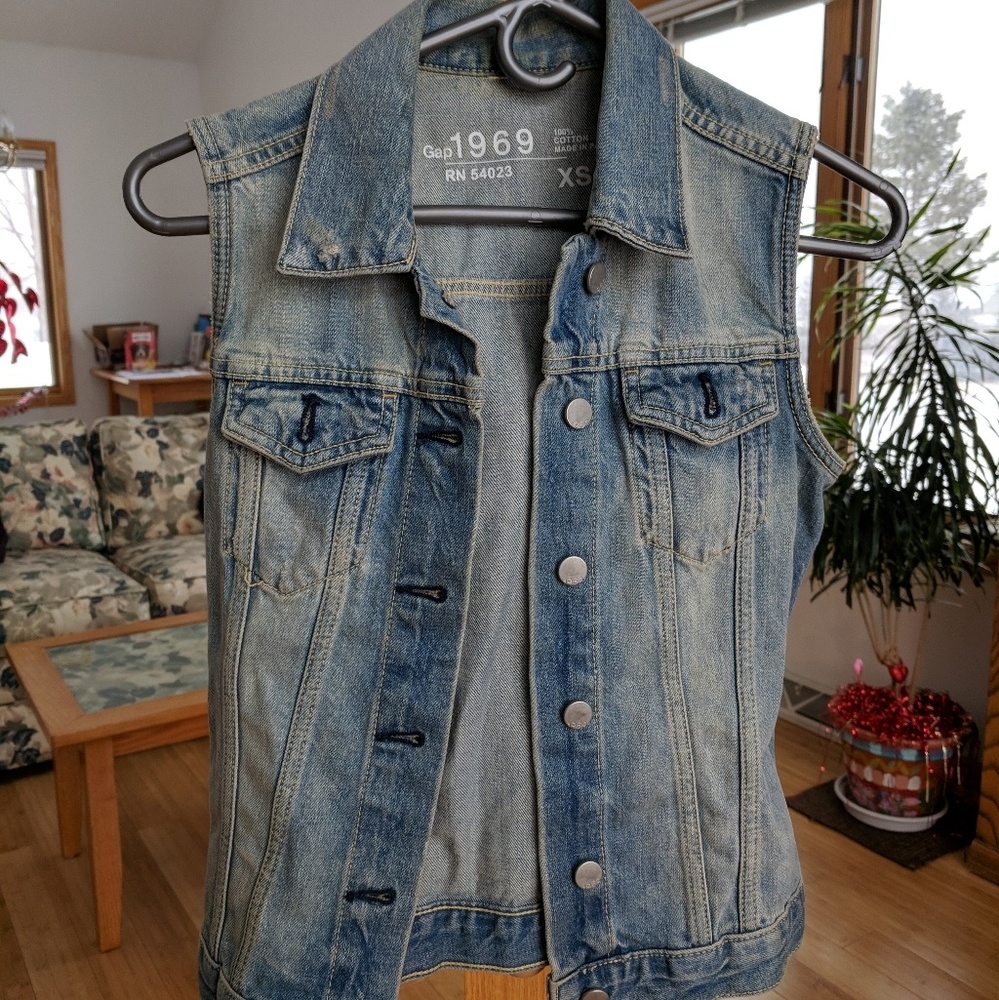 Women's Gap Jean Vest (X-Small)